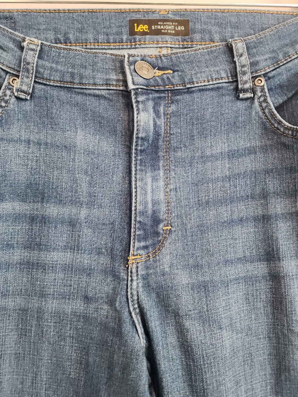 2/$22 Lee Mid Rise Relaxed Fit Straight Leg Blue Jeans Size 14 Long - Picture 5 of 12